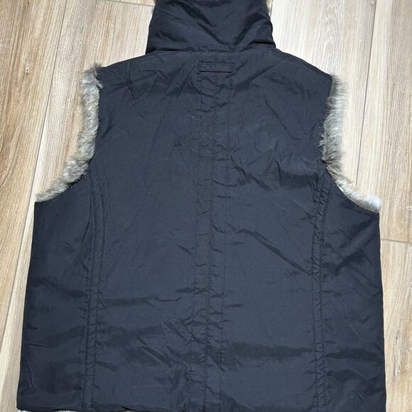 NWT Weatherproof Black Reversible Faux Fur Vest- Women Size Large - Picture 7 of 16